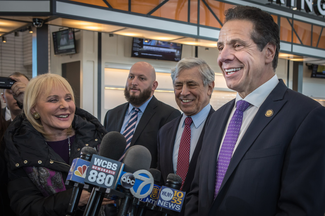 Governor Cuomo announces first new gates open at new Terminal B at LGA